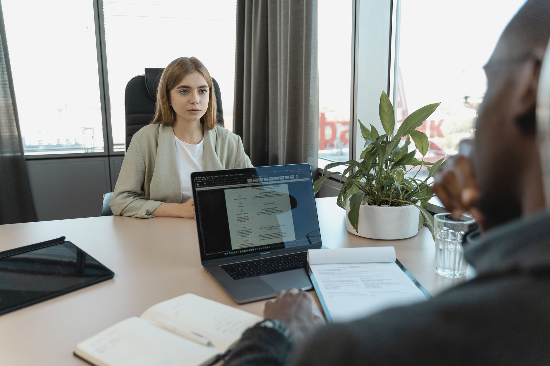 Bikin CV Karir yang Memikat HR dengan Cerita Pribadi Menjual?
