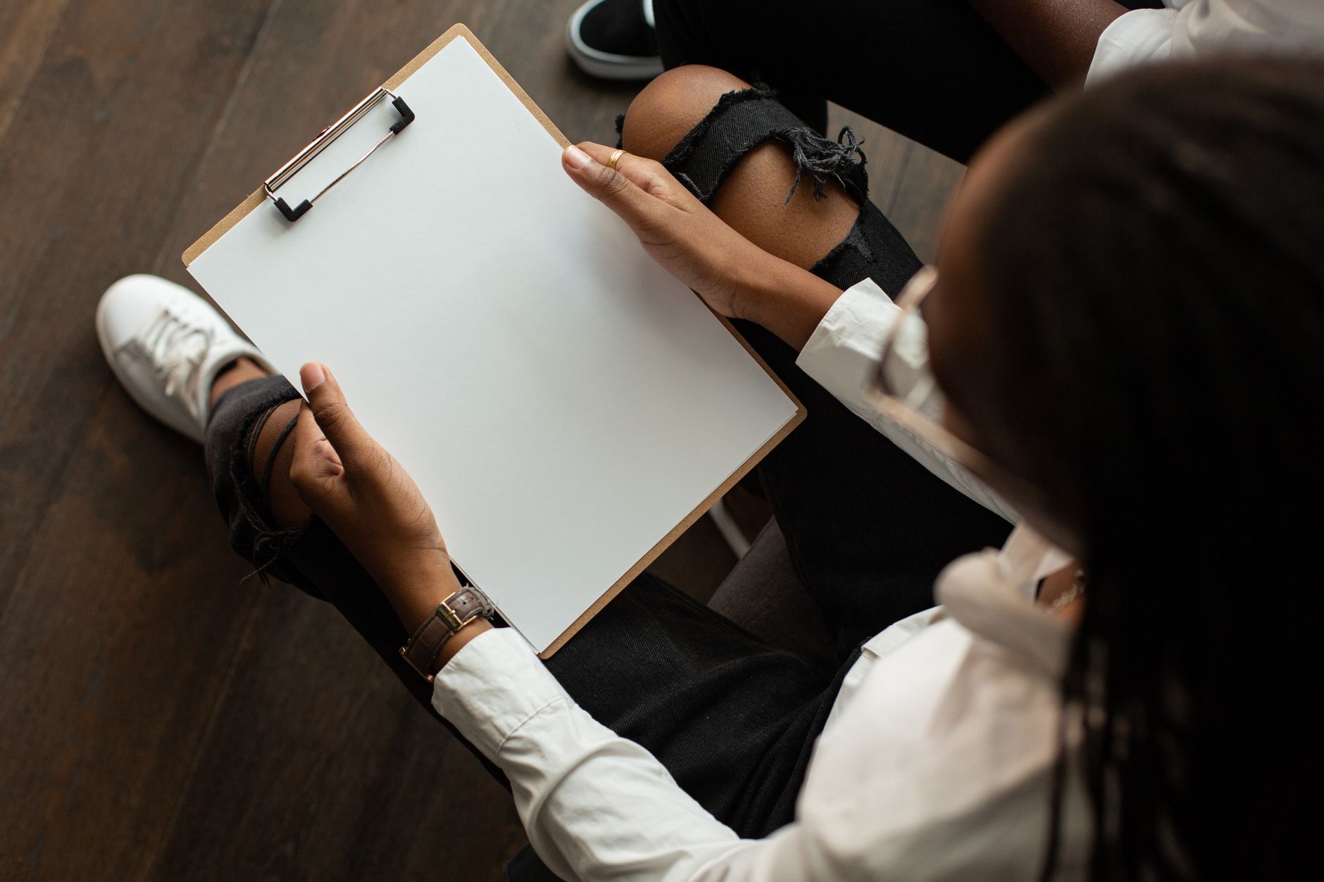 Bikin CV karir yang bikin HR terkesan dalam 5 langkah praktis