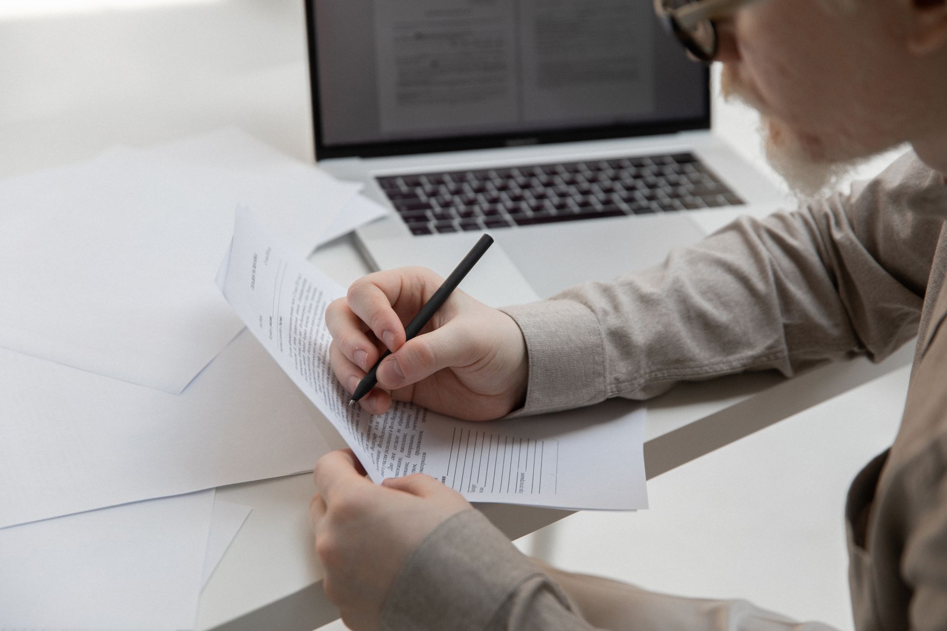 Bikin CV bahasa Inggris yang Memukau 7 Rahasia Menarik Recruiter